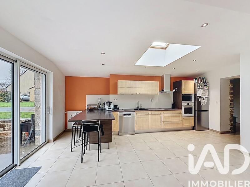 Maison - 140 m² - 6 pièces