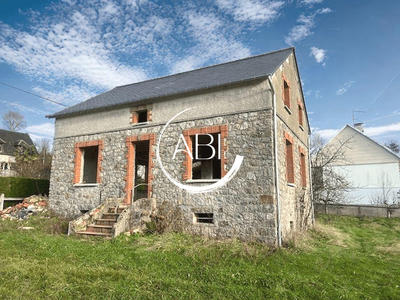 Maison ancienne - 130 m² - 4 pièces