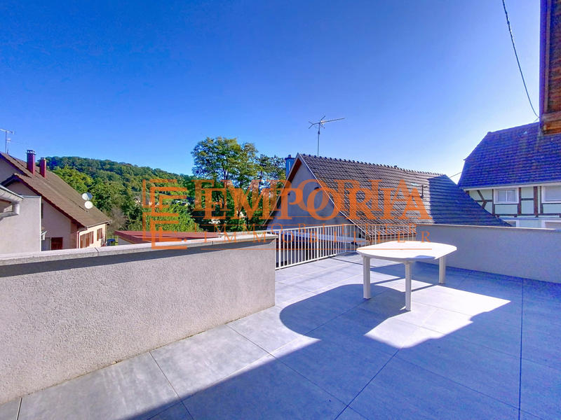 Appartement - 108 m² - 6 pièces