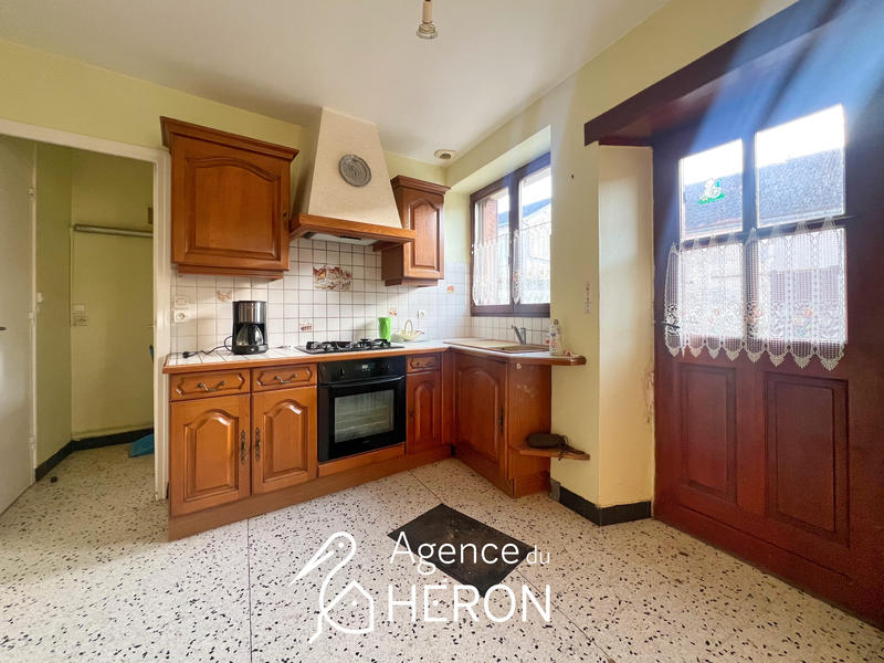 Maison - 95 m² - 6 pièces