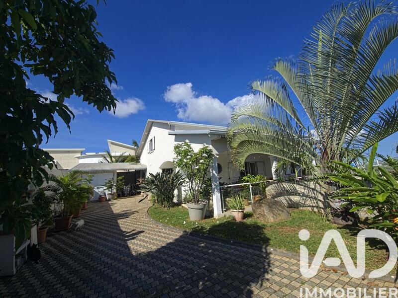 Maison - 150 m² - 5 pièces