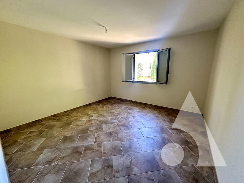 Maison - 226 m² - 8 pièces