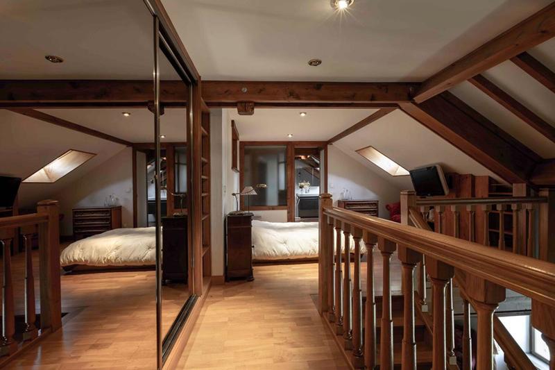 Propriété - 413 m² - 10 pièces