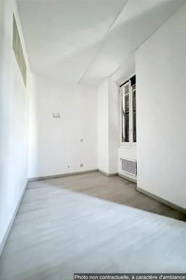 Appartement - 104 m² - 5 pièces