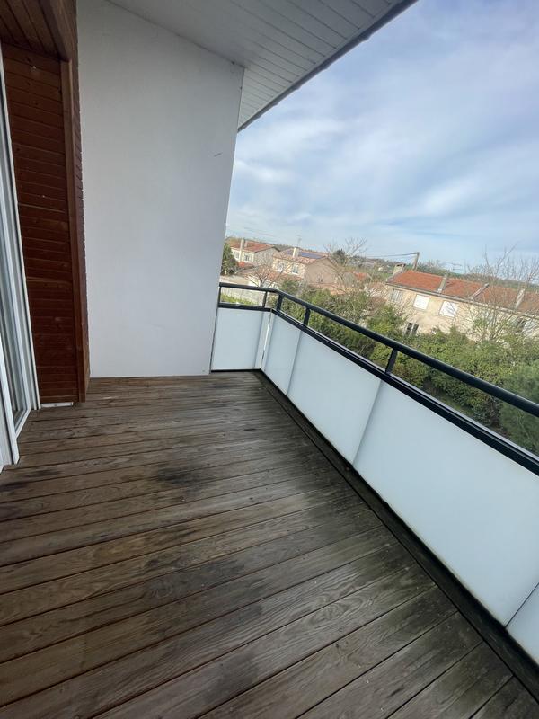 Appartement - 57 m² - 3 pièces