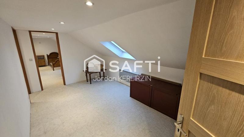 Maison - 104 m² - 5 pièces