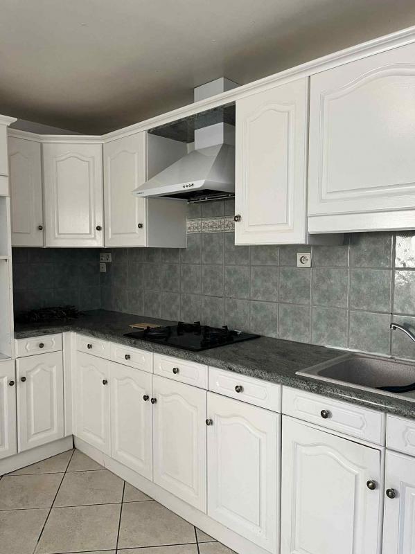 Maison - 277 m² - 5 pièces