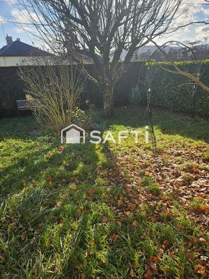 Maison - 179 m² - 8 pièces