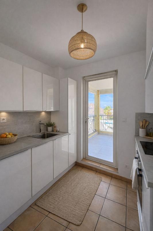 Appartement - 82 m² - 3 pièces