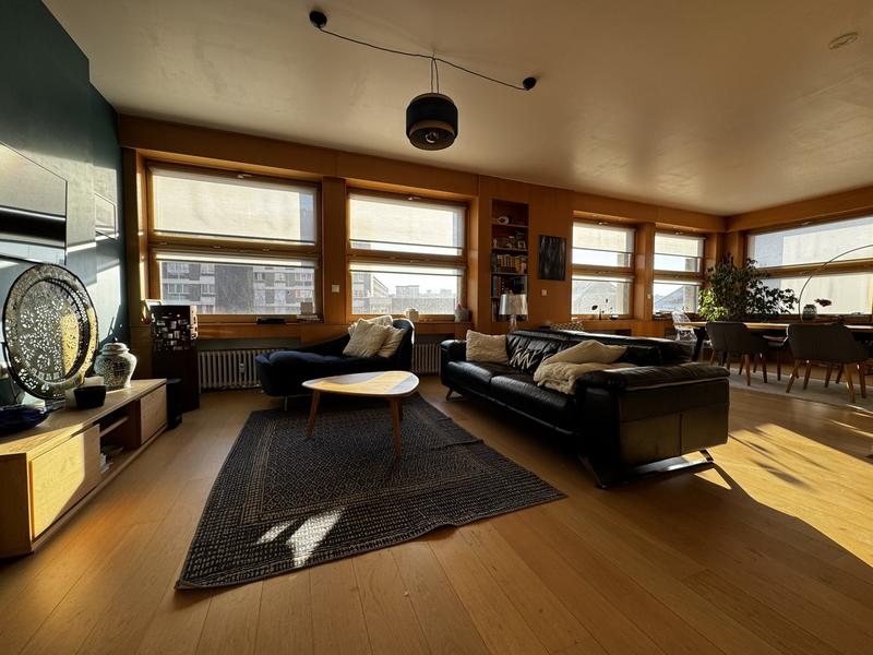 Appartement - 145 m² - 6 pièces