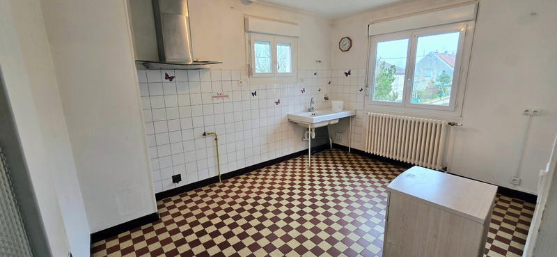 Maison - 135 m² - 6 pièces