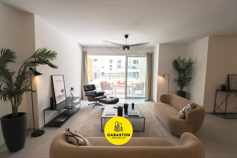 Appartement - 132 m² - 4 pièces