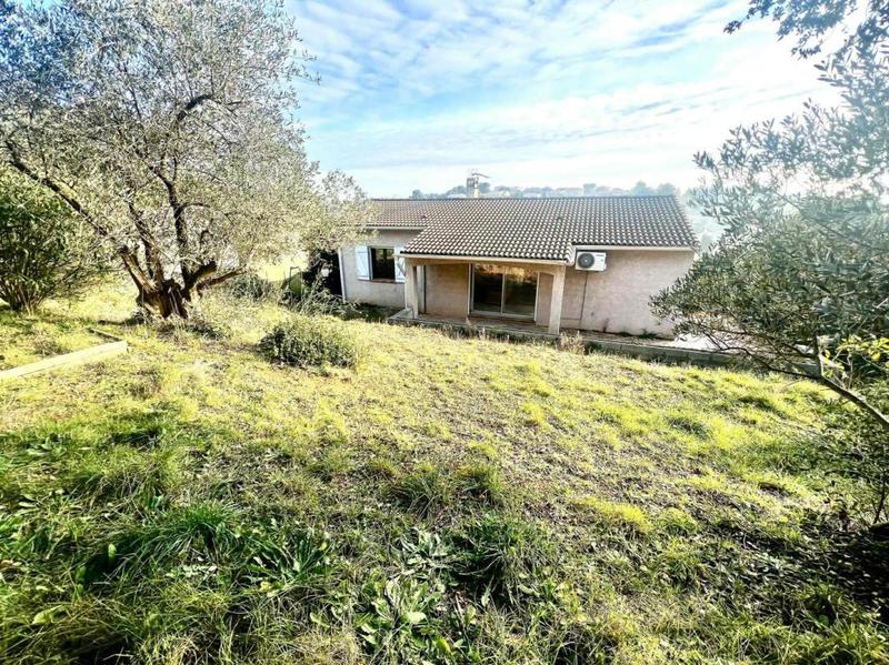Villa - 95 m² - 4 pièces