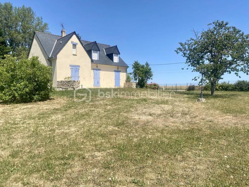 Château - 134 m² - 6 pièces