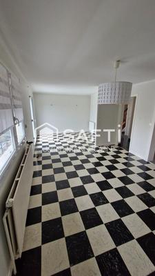 Maison - 90 m² - 4 pièces