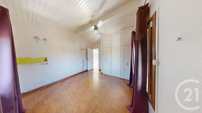 Maison - 164 m² - 7 pièces