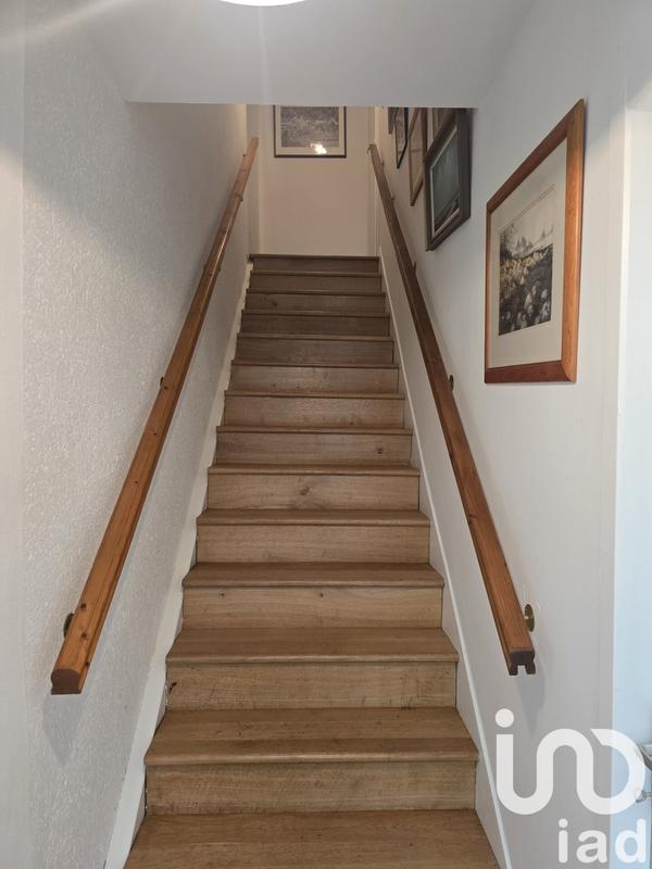 Maison - 330 m² - 9 pièces