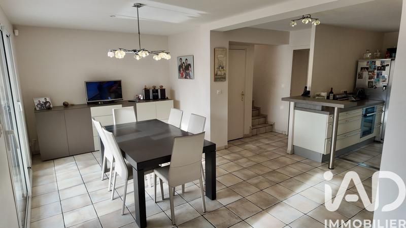 Maison - 145 m² - 6 pièces