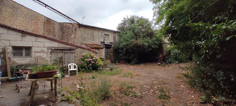 Maison - 243 m² - 8 pièces