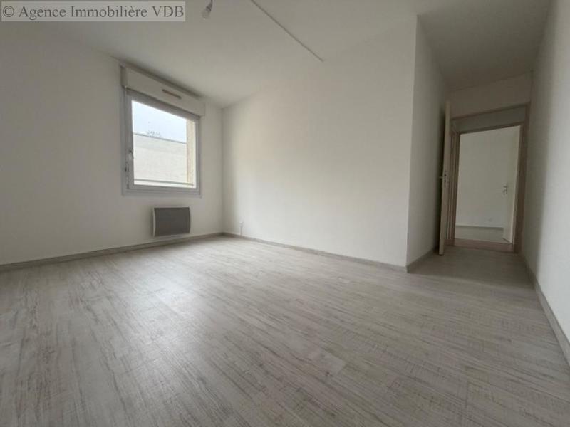 Appartement - 99 m² - 4 pièces