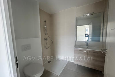 Appartement - 94 m² - 4 pièces