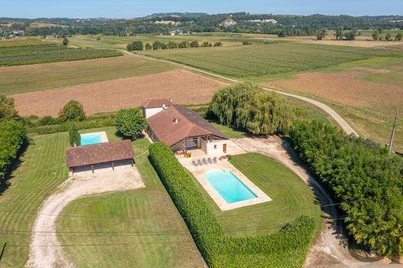 Maison - 500 m² - 12 pièces