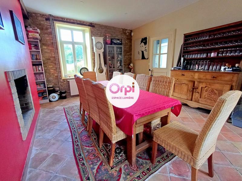 Longère - 271 m² - 6 pièces