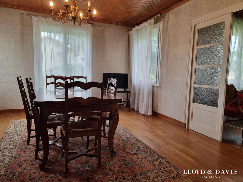 Maison - 85 m² - 5 pièces