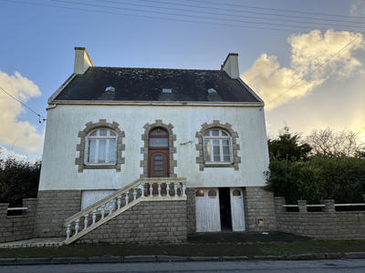 Maison - 106 m² - 6 pièces