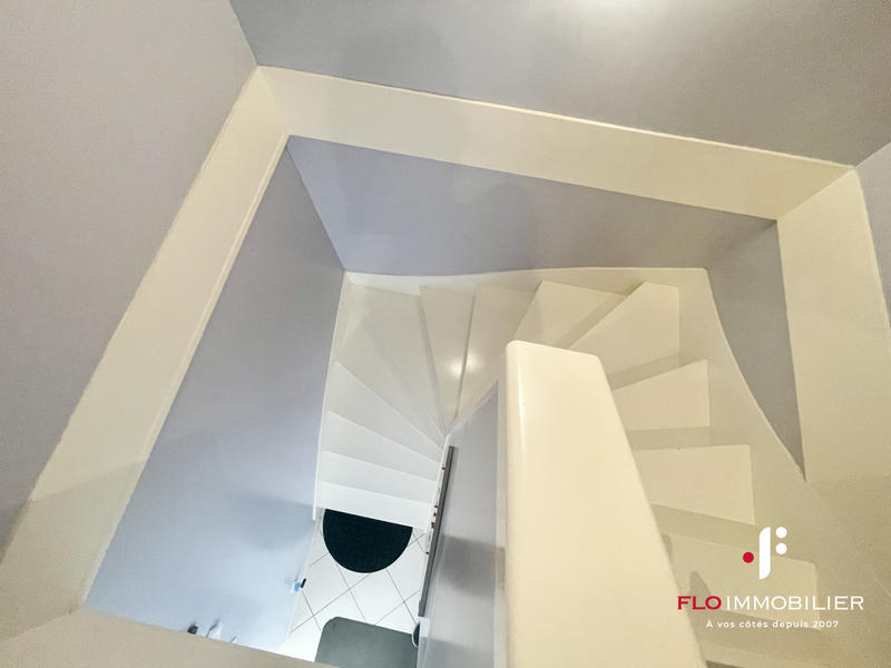 Maison - 105 m² - 5 pièces