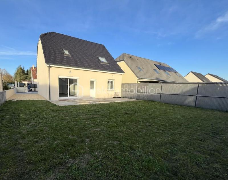Maison - 110 m² - 5 pièces