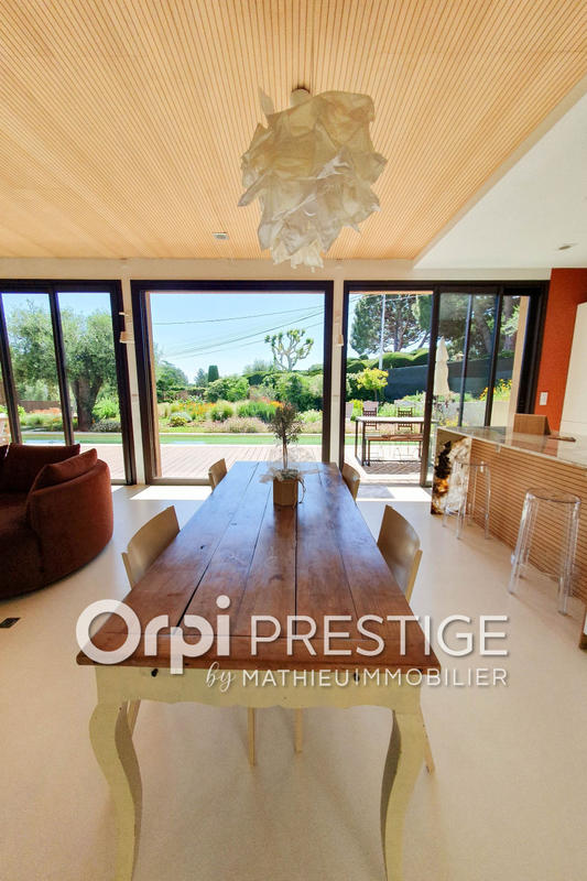 Villa - 141 m² - 4 pièces