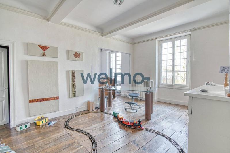 Propriété - 600 m² - 14 pièces