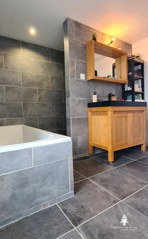 Maison en pierre - 170 m² - 6 pièces