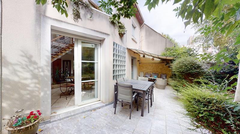 Maison contemporaine - 200 m² - 7 pièces