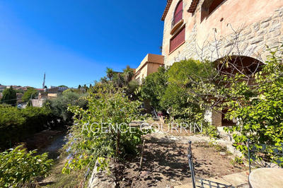 Maison - 135 m² - 4 pièces