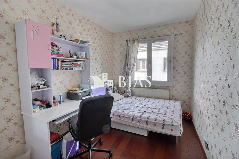 Appartement - 83 m² - 4 pièces