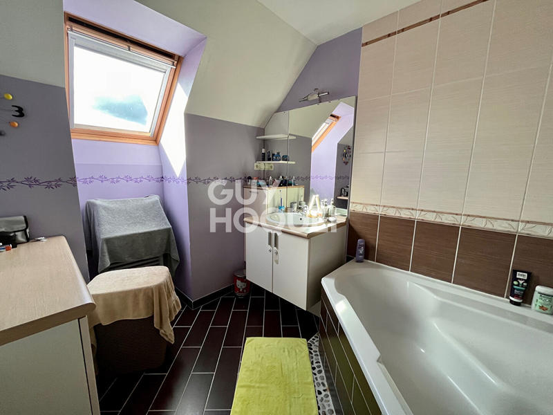 Maison - 143 m² - 5 pièces