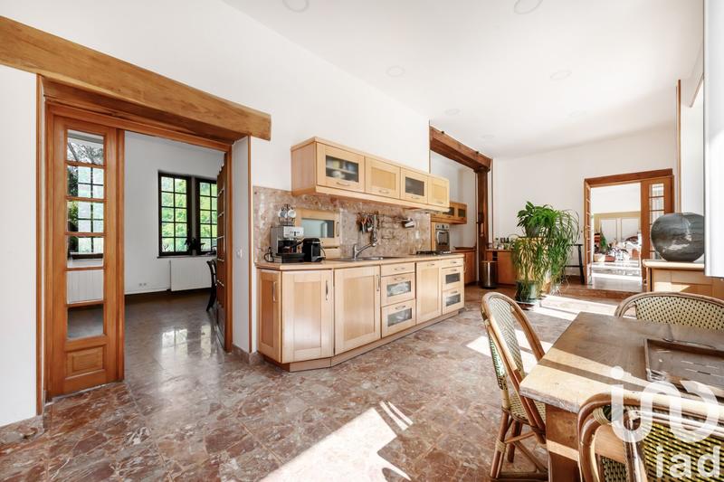 Maison - 498 m² - 13 pièces