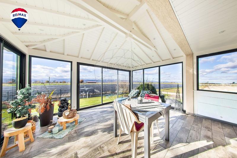 Maison - 142 m² - 5 pièces