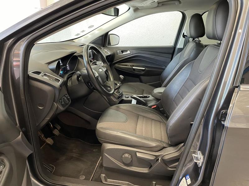 Ford Kuga 1.5 Ecoboost 150 s&amp;S 4x2 Titanium