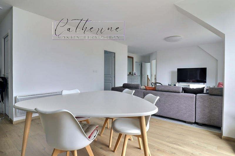 Maison - 188 m² - 8 pièces