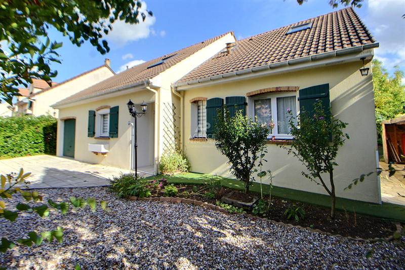 Maison - 165 m² - 7 pièces