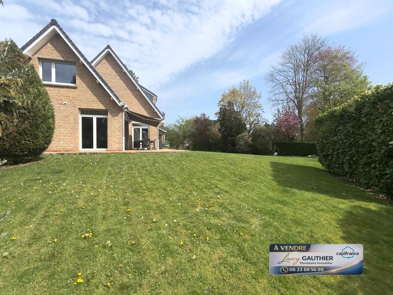 Maison - 208 m² - 8 pièces