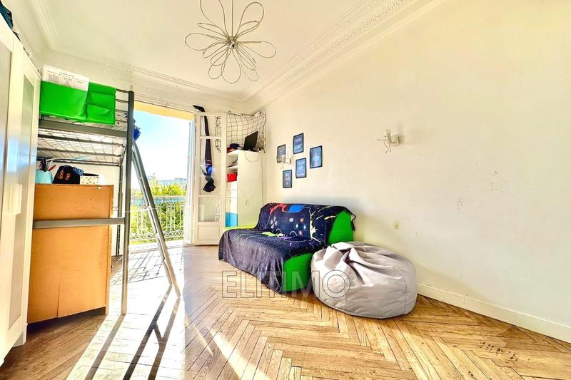 Appartement - 102 m² - 4 pièces