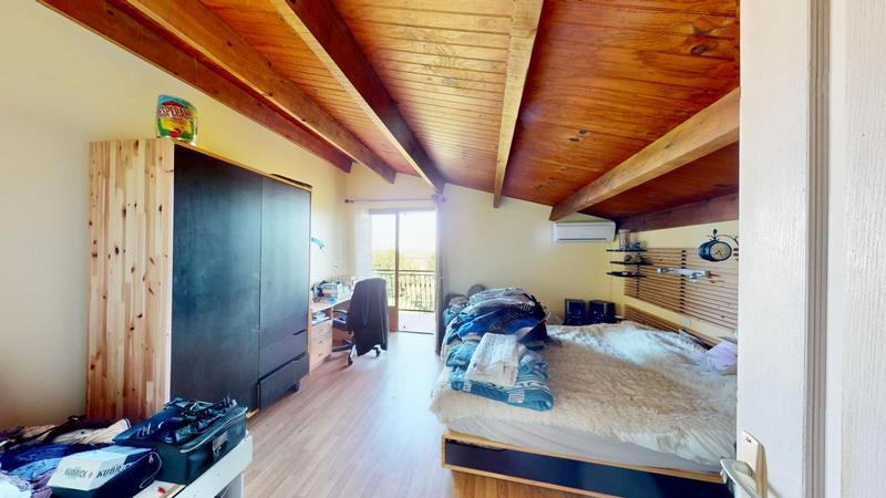 Maison - 209 m² - 6 pièces