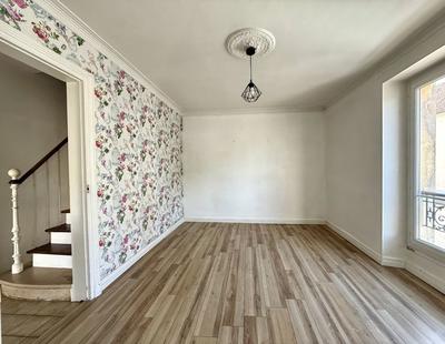 Maison - 122 m² - 6 pièces