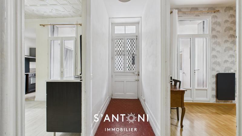 Appartement - 81 m² - 3 pièces