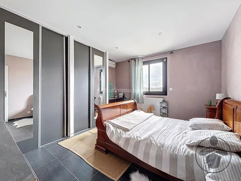 Maison - 170 m² - 6 pièces