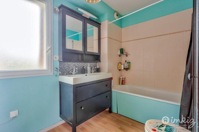 Maison - 96 m² - 4 pièces